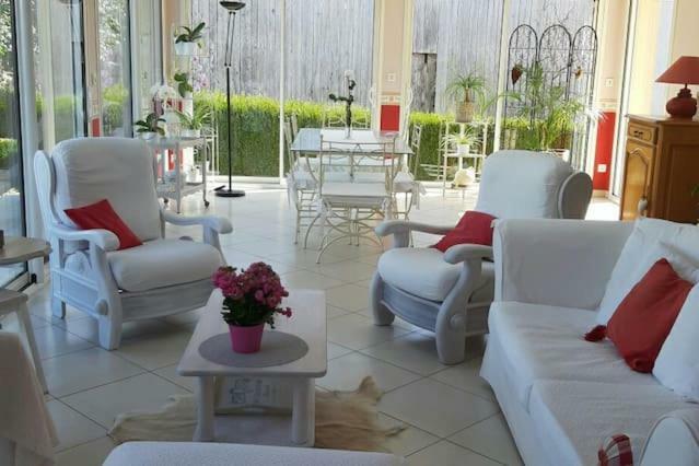 Nuit Champenoise Tout Confort Louze ภายนอก รูปภาพ